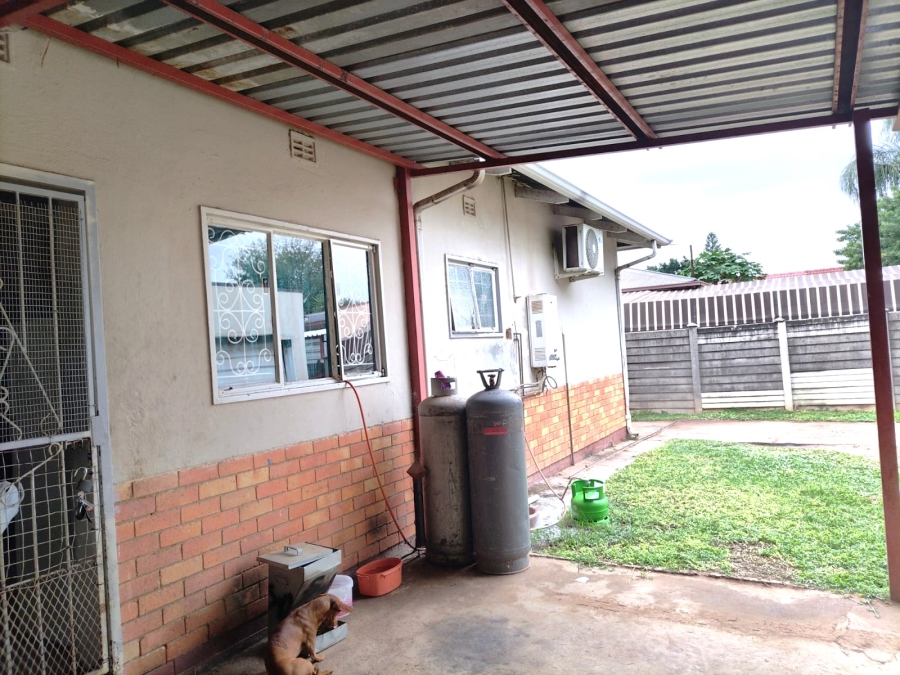 3 Bedroom Property for Sale in Oos Einde North West